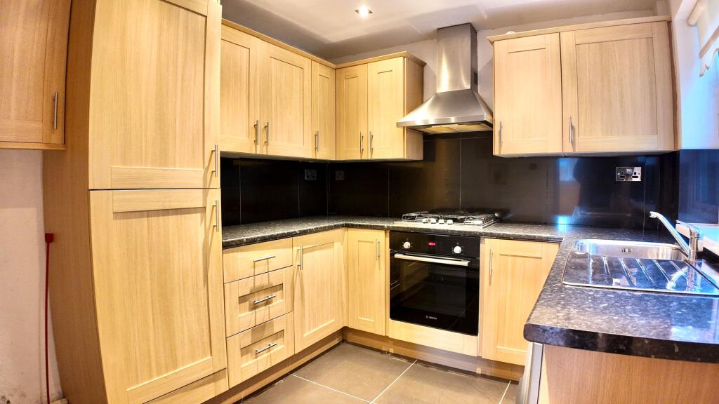 Woodland Terrace, Abercarn, NP11 - View 3