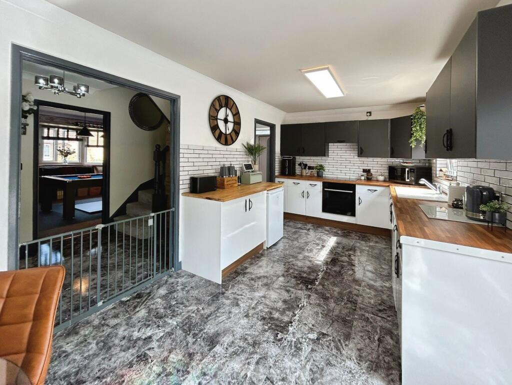 House in Swansea - View 5