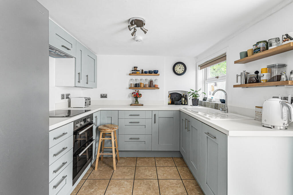 Alkerton, Eastington, Stonehouse, Gloucestershire, GL10 - View 2
