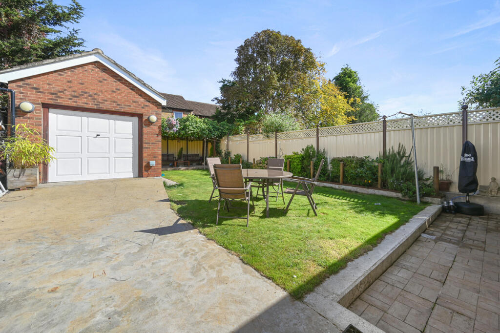 Main image of property: Costons Avenue, Greenford, UB6 8