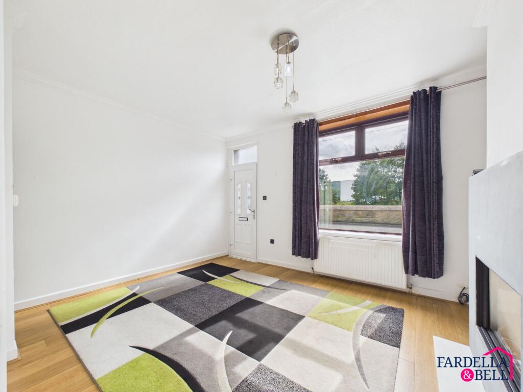 House in Pendle, Barrowford - More