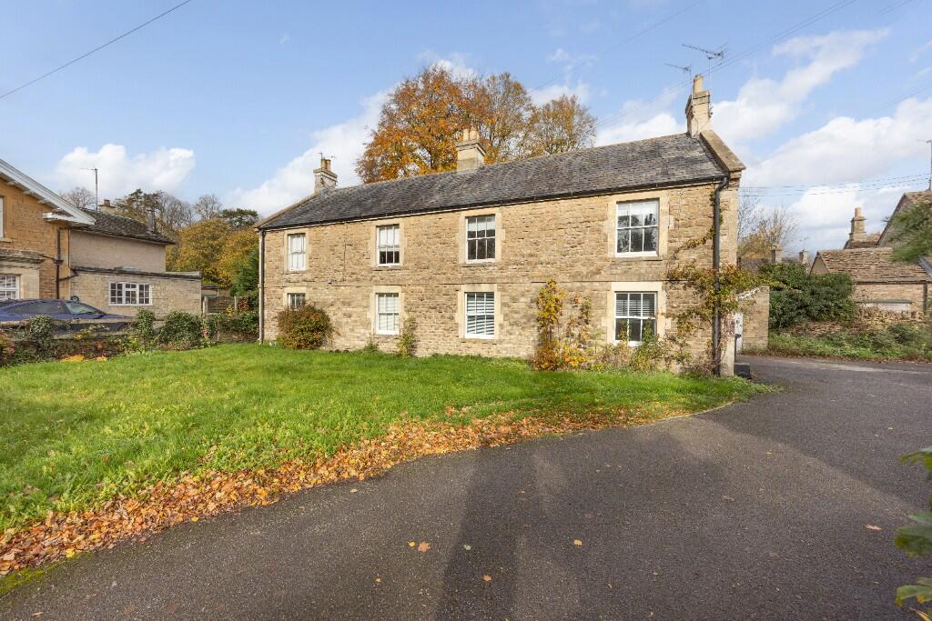 Main image of property: Cross Keys, Corsham, SN13 0DT