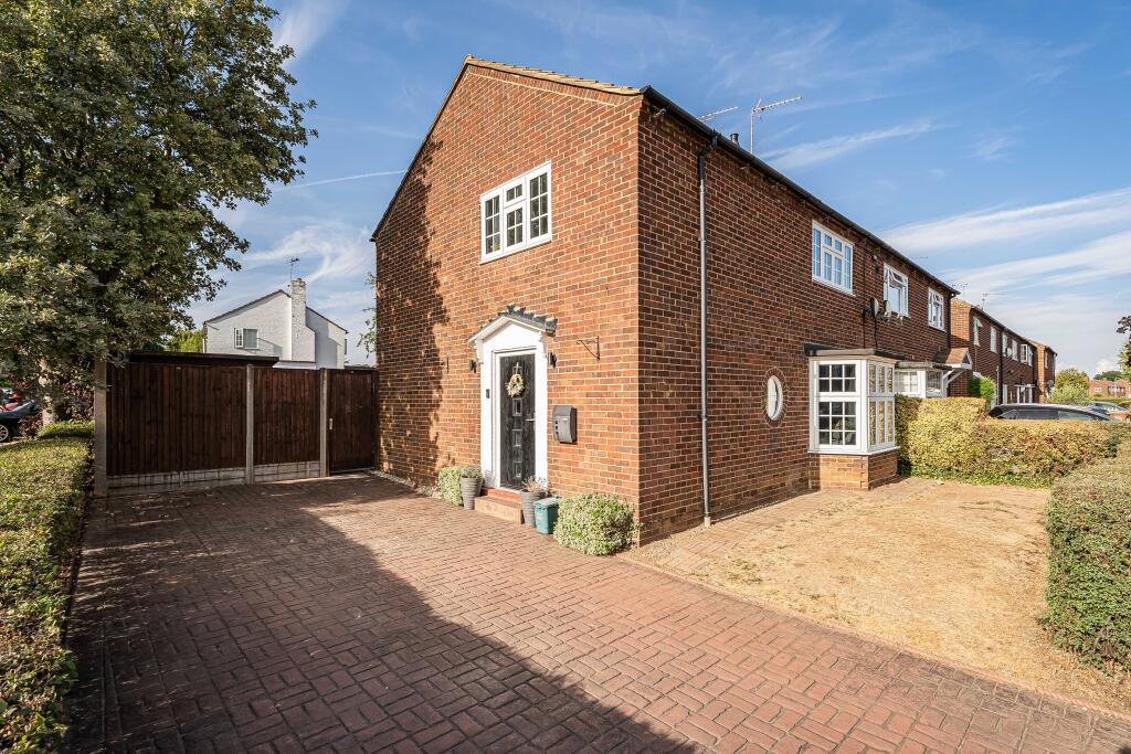 Main image of property: Boundary Lane, Welwyn Garden City, Hertfordshire, AL7