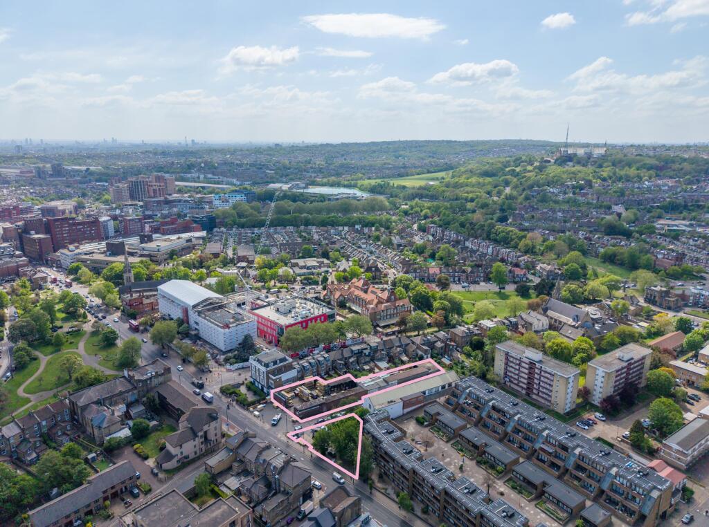 Main image of property: High Road, Wood Green N22