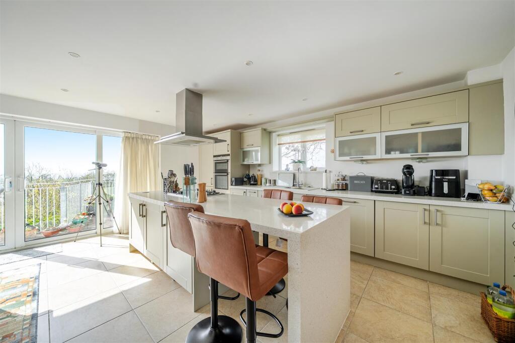 Additional image 39 of Bayford Hill, Wincanton