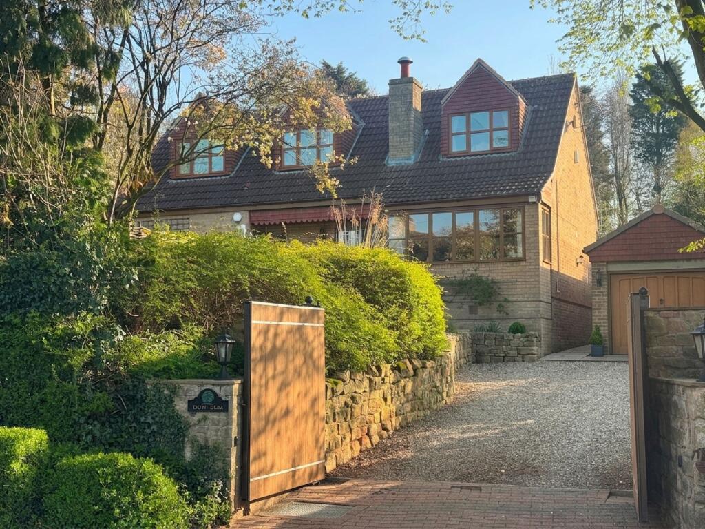 Main image of property: Greenway, Carlton-In-Lindrick, S81