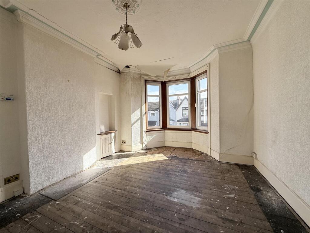 Apartment in Glasgow - More