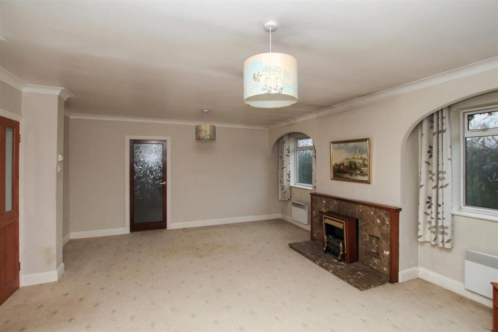Lincoln Road, Bassingham, Lincoln photo 5