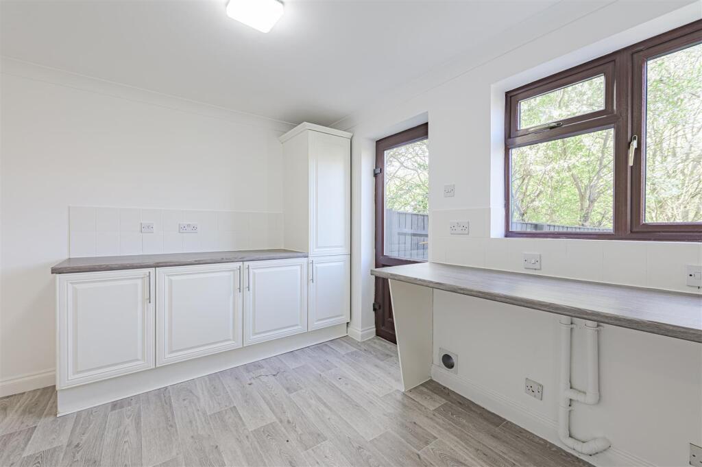 Additional image 12 of 75 Falcon, Wilnecote, B77