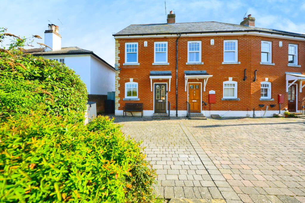Main image of property: Highlands Mews, Highlands Road, Leatherhead, Surrey, KT22