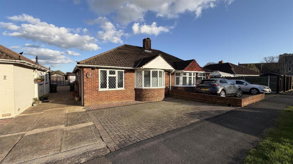 Main image of property: Queens Crescent, Stubbington, Fareham