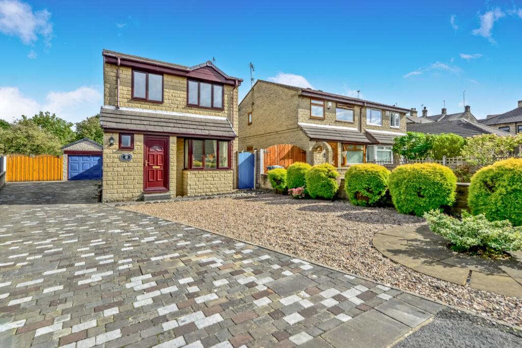 Main image of property: Teasel Close, Oakenshaw, BD12
