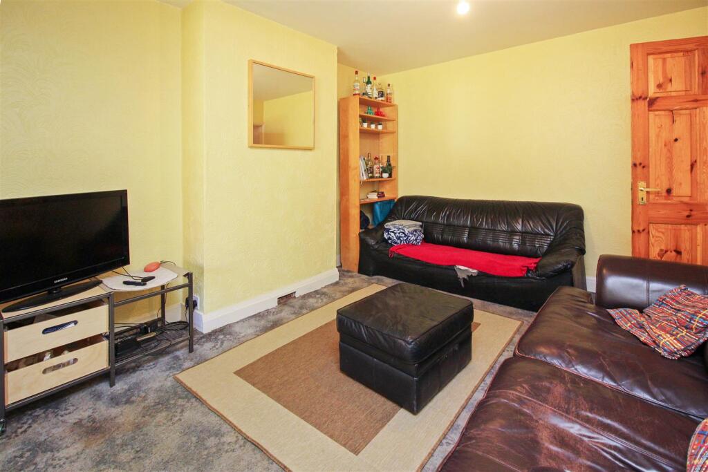House in Canterbury - View 3