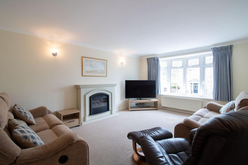 House in Blackwood, Cwmgelli, Caerphilly - View 3