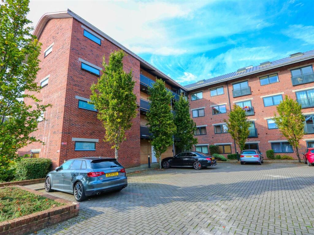 Main image of property: Camlough Walk, Markham Quay, S41