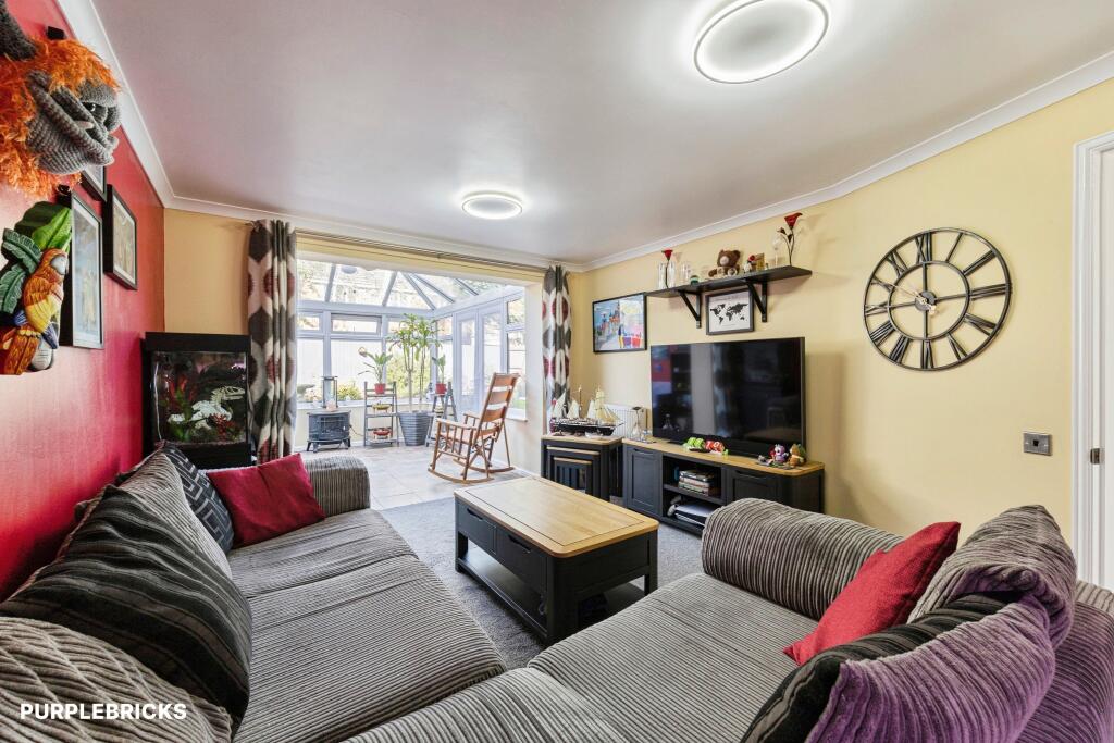 House in Daventry, West Northamptonshire - View 4
