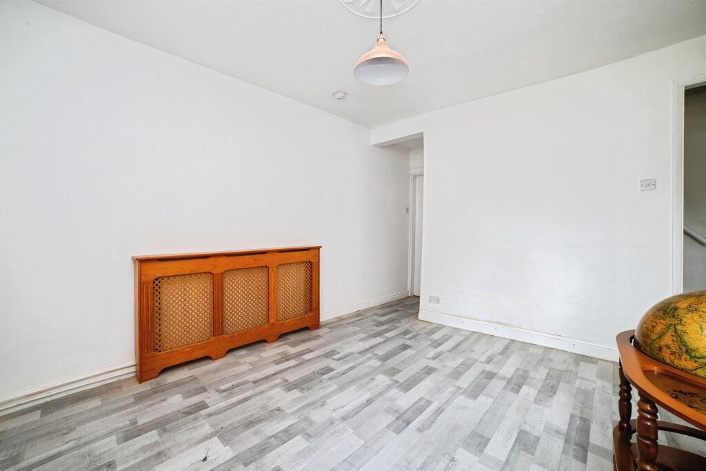 Portland Road, Selston, Nottingham photo 4