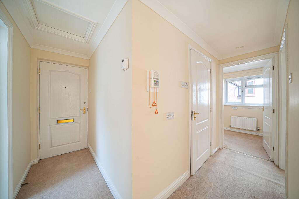 Apartment in Salisbury - View 5