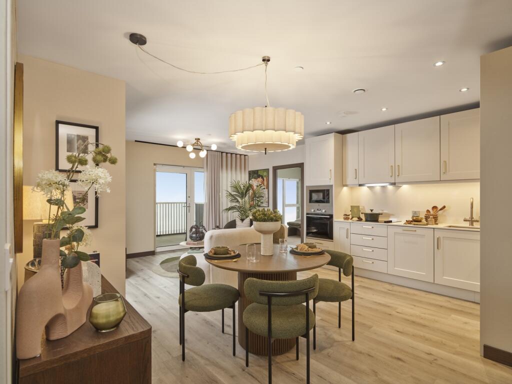 Main image of property: Brentwood Central, Western Road, Brentwood