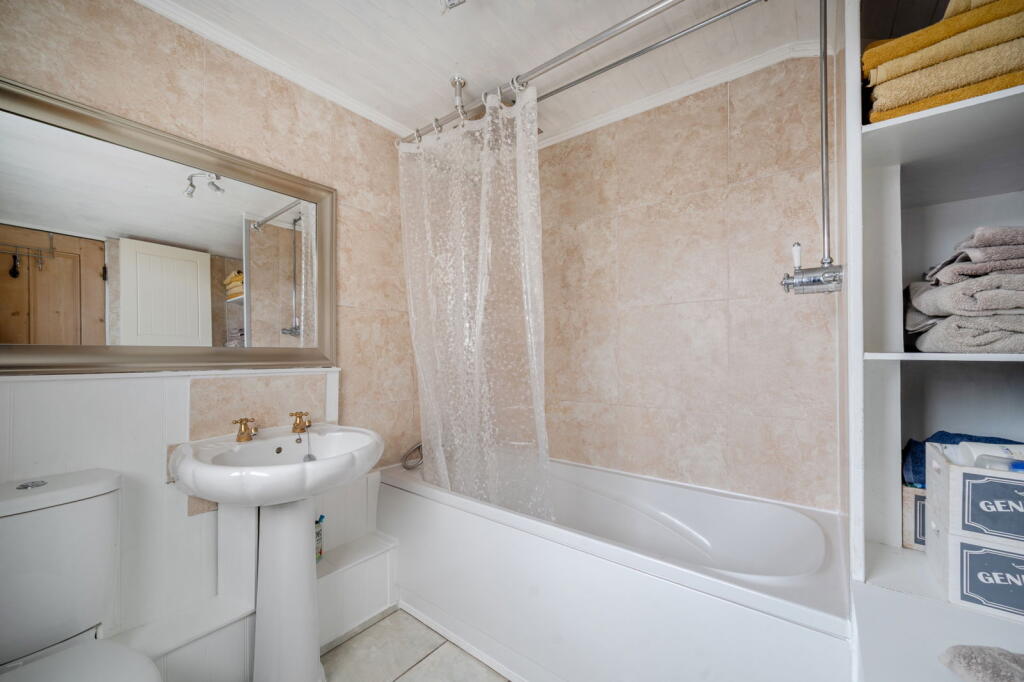 Additional image 16 of Christchurch Terrace, Warminster, BA12 8LR