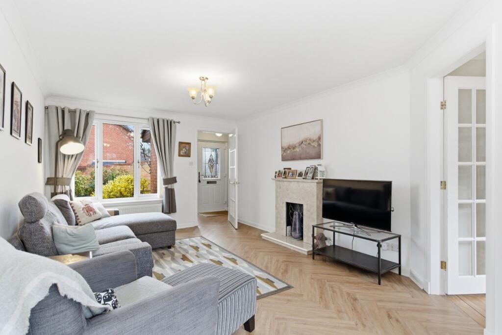 House in Livingston, Howden - View 2