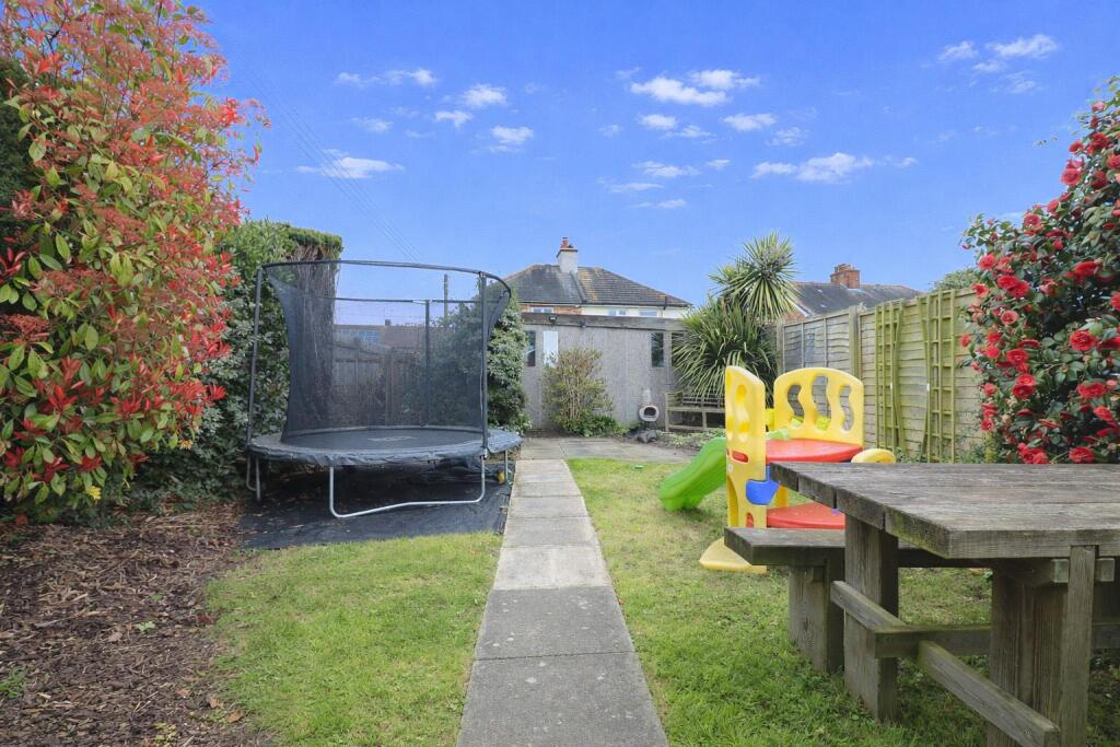 Maldon Road, Hatfield Peverel photo 4