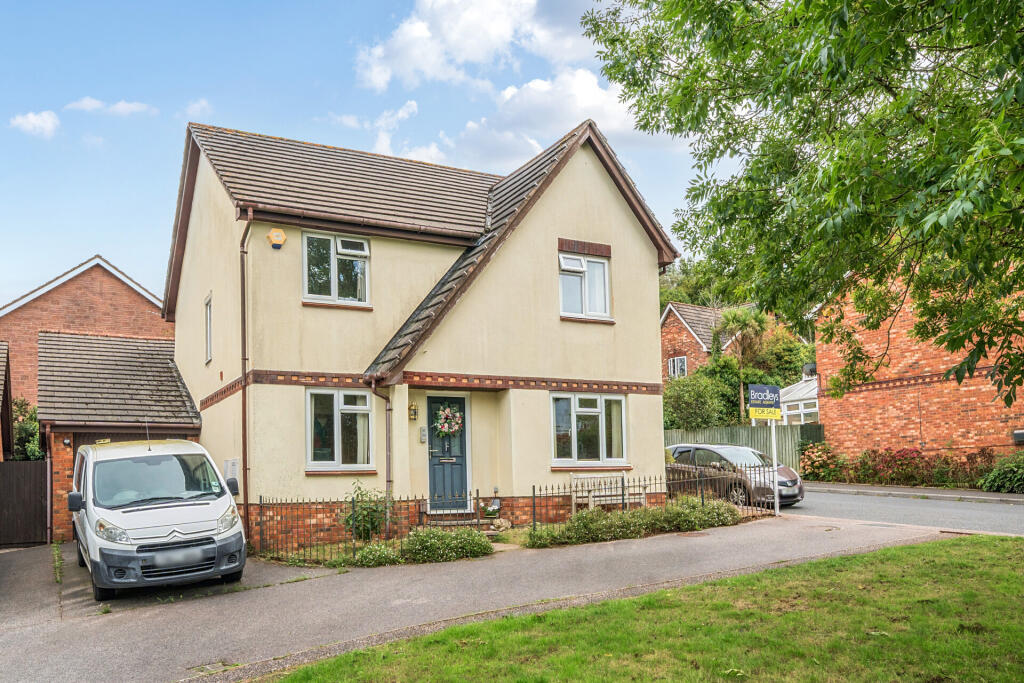 Main image of property: Pennine Drive, Paignton, Devon
