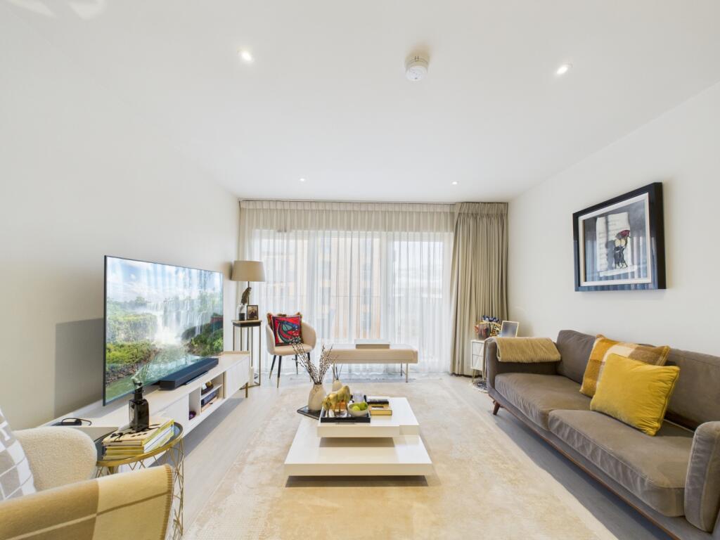 Main image of property: Foxglove Apartments, 80 Bittacy Hill, London, Greater London, NW7