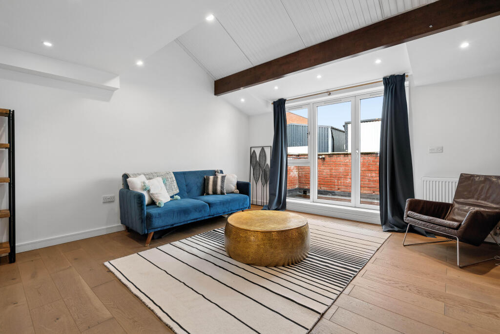 House in London - View 5