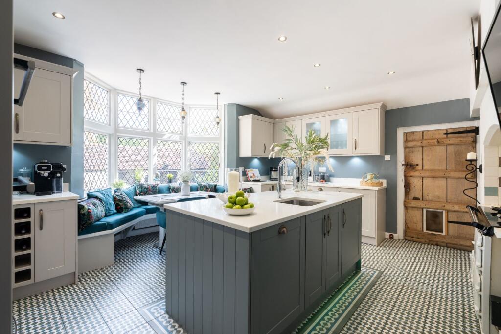 Walkers Lane, Whittington, WR5 photo 4