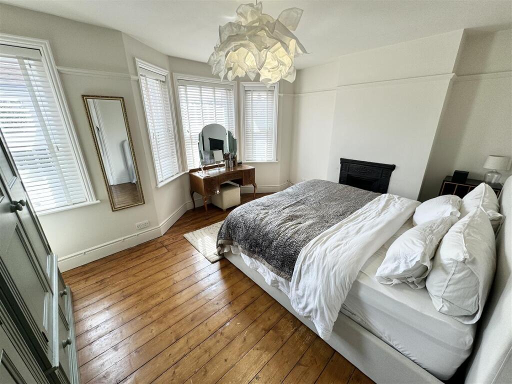 House in Poole - View 5