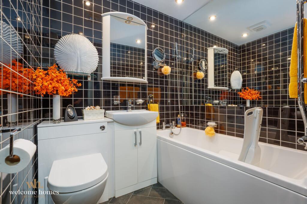 Apartment in Bournemouth - View 5