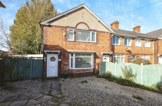 Main image of property: Hornsey Grove, Kingstanding, B44
