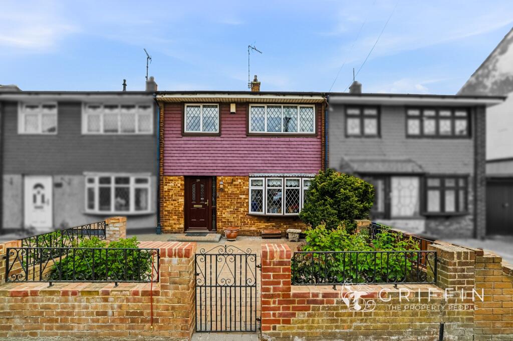 3-bed terraced on Ellerman Road, Tilbury, RM18, £350,000