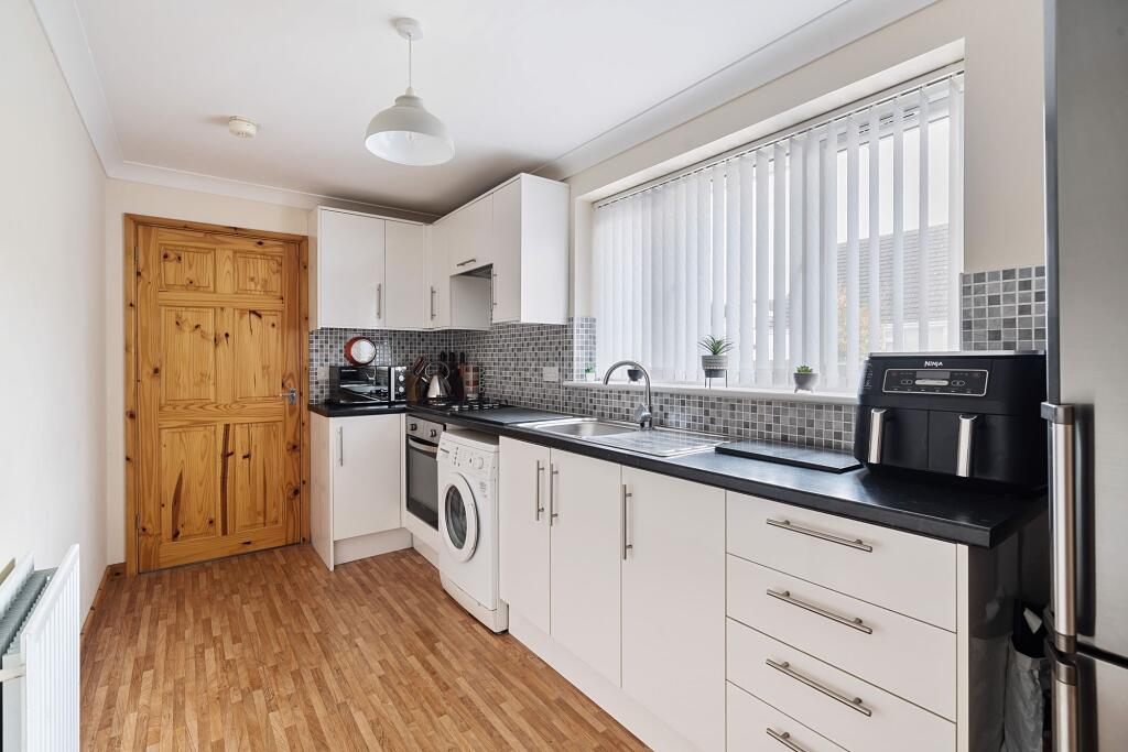 House in Camborne, Tuckingmill - More