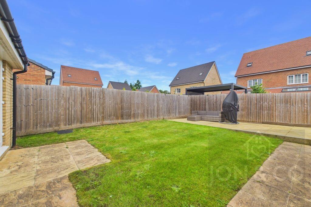 House in Northampton, Overstone Lodge - View 4