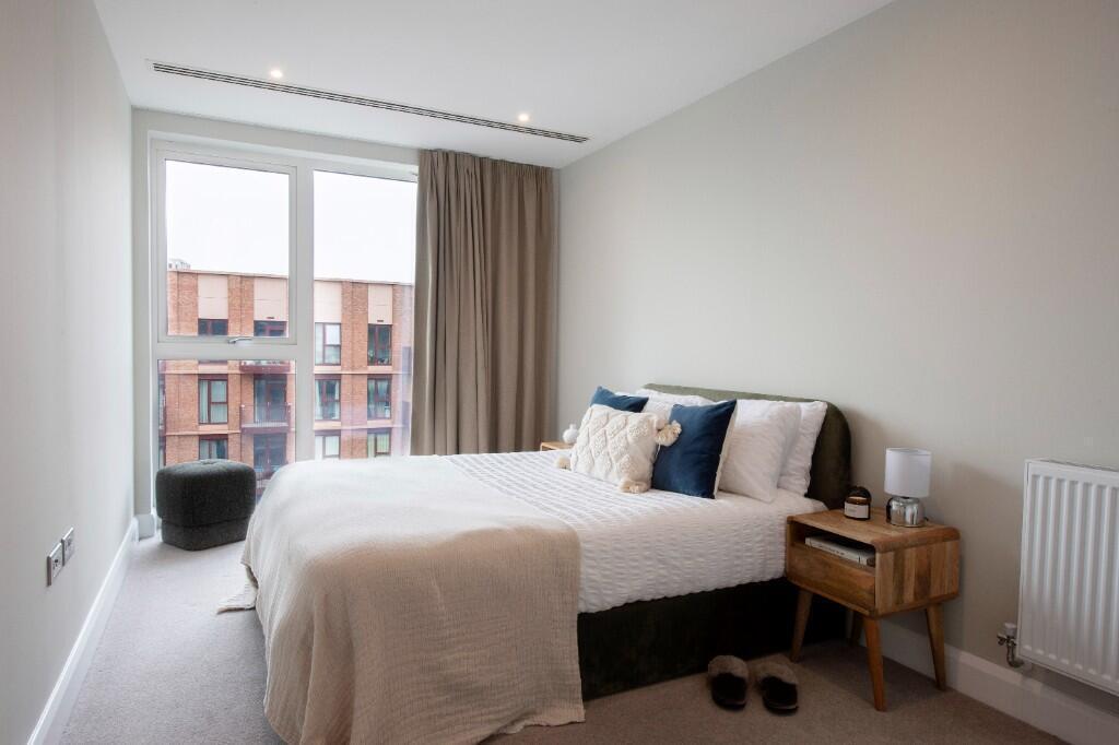 Apartment in London - View 5