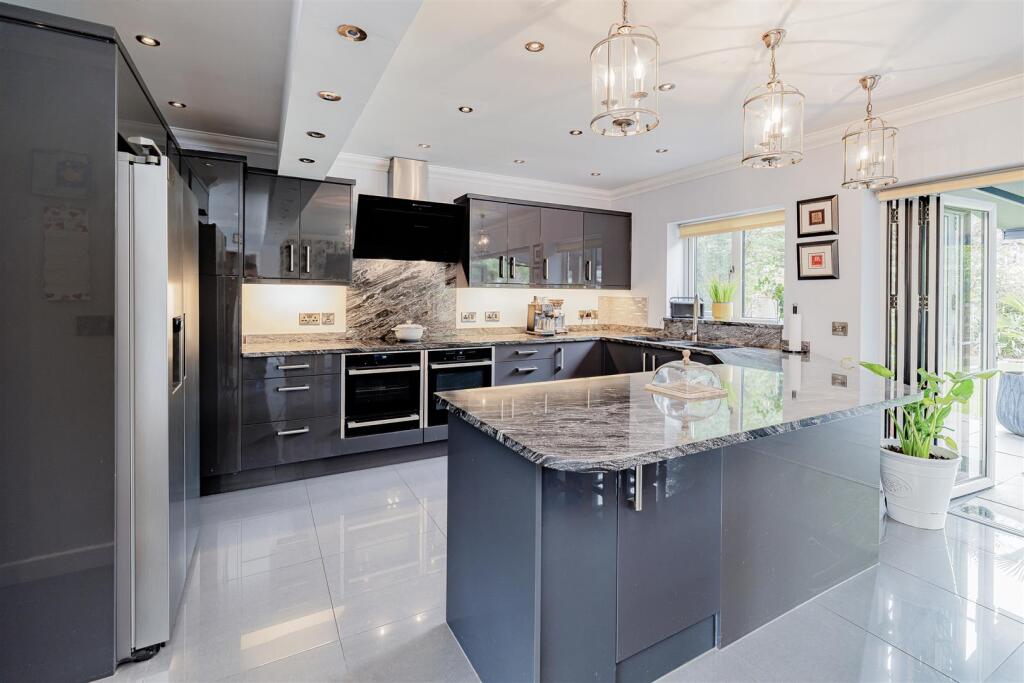 House in Shrewsbury - View 2