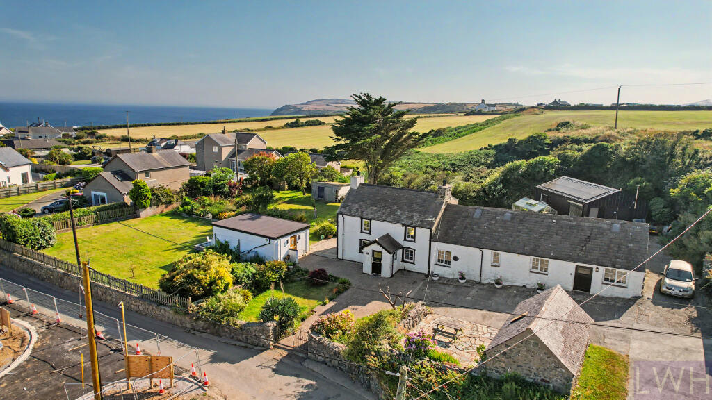 Main image of property: Deunant, Aberdaron