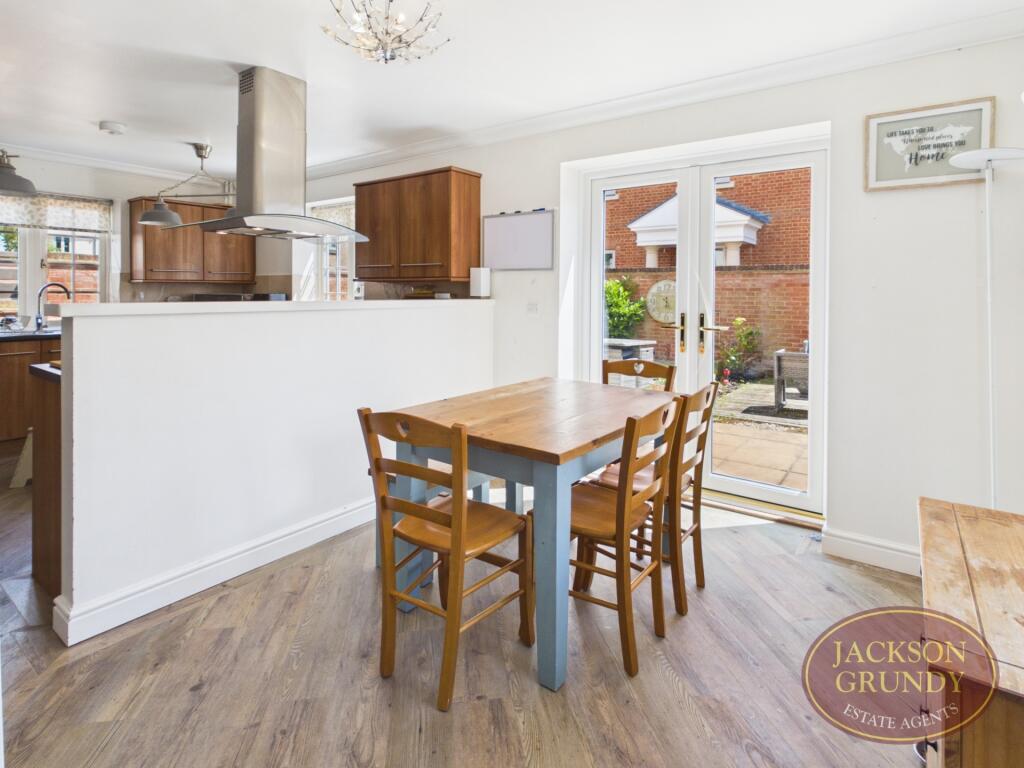 House in Northampton - View 5