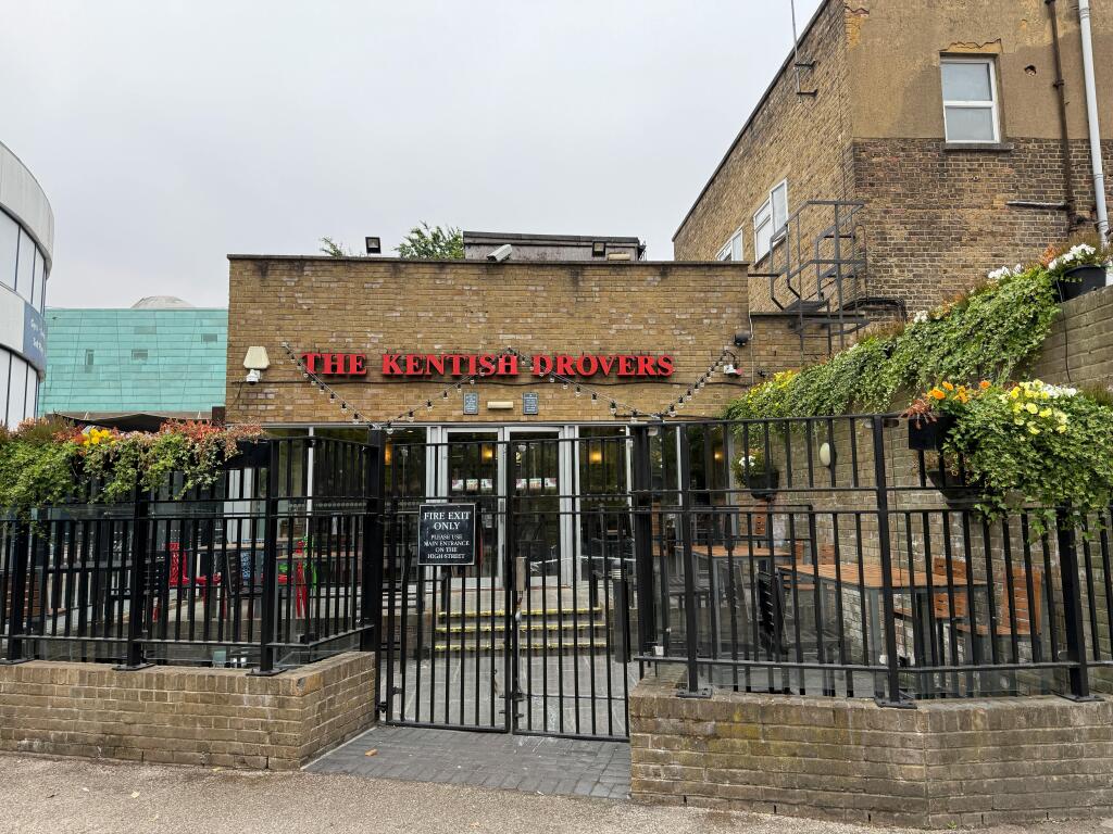 Kentish Drovers Peckham  External 3.JPEG