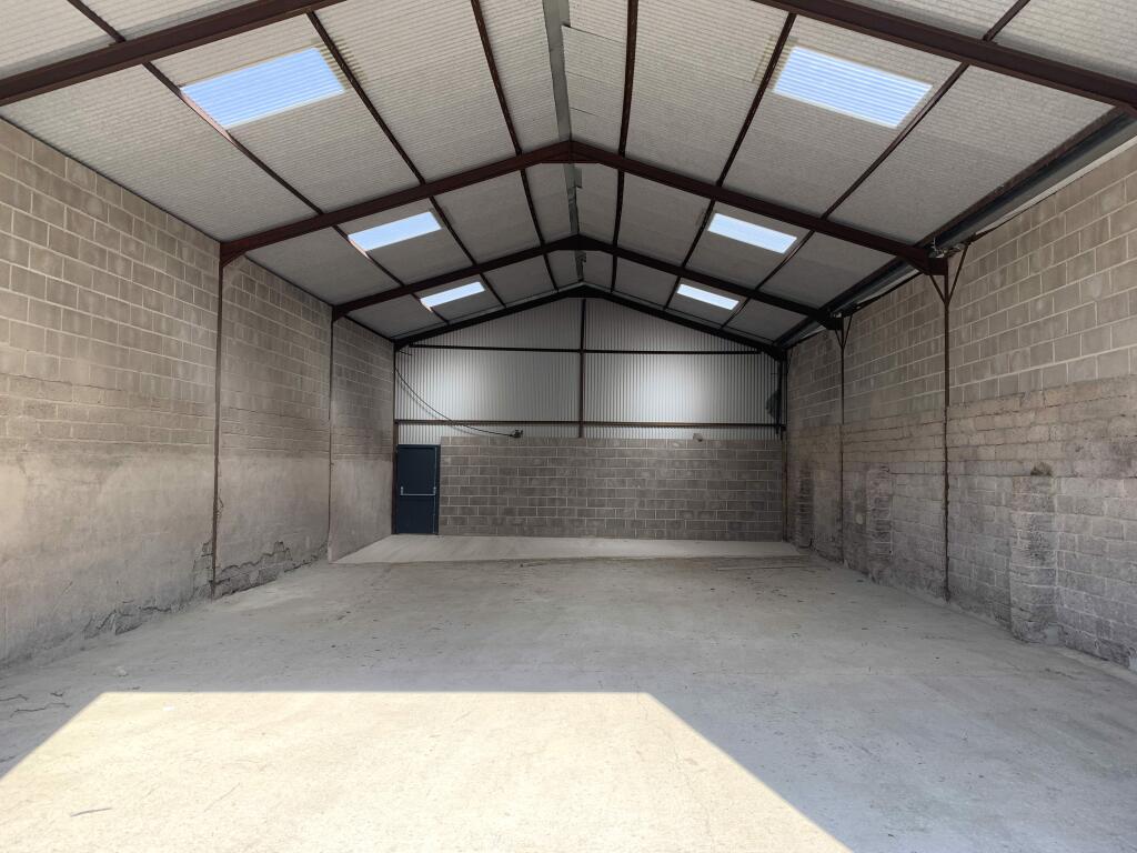 Additional image 2 of East Woodlands Farm, East Woodlands, Frome, Somerset, BA11