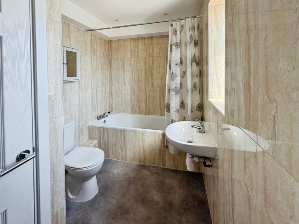 Main image of property: West Road, Westcliff-On-Sea