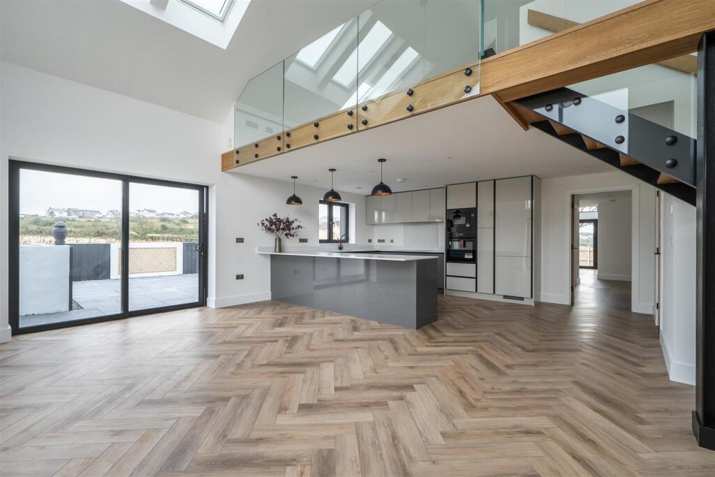 House in Truro, Wendron - View 5