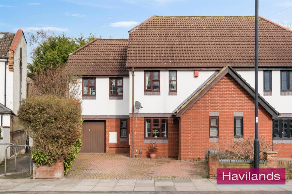 Main image of property: Barrowell Green, London