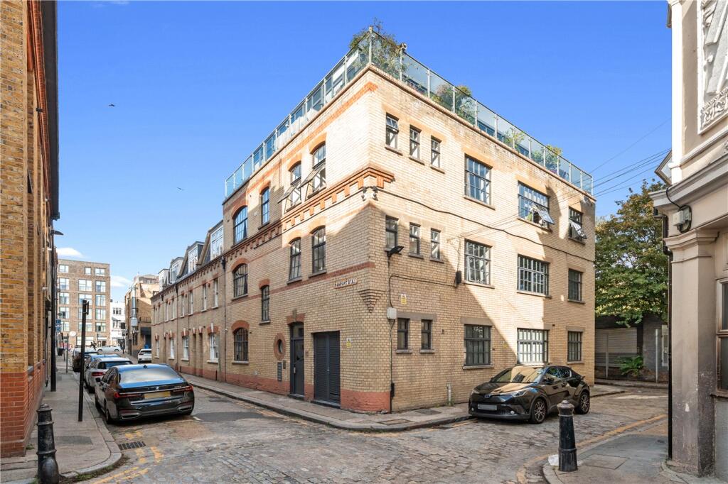 Apartment in London - More