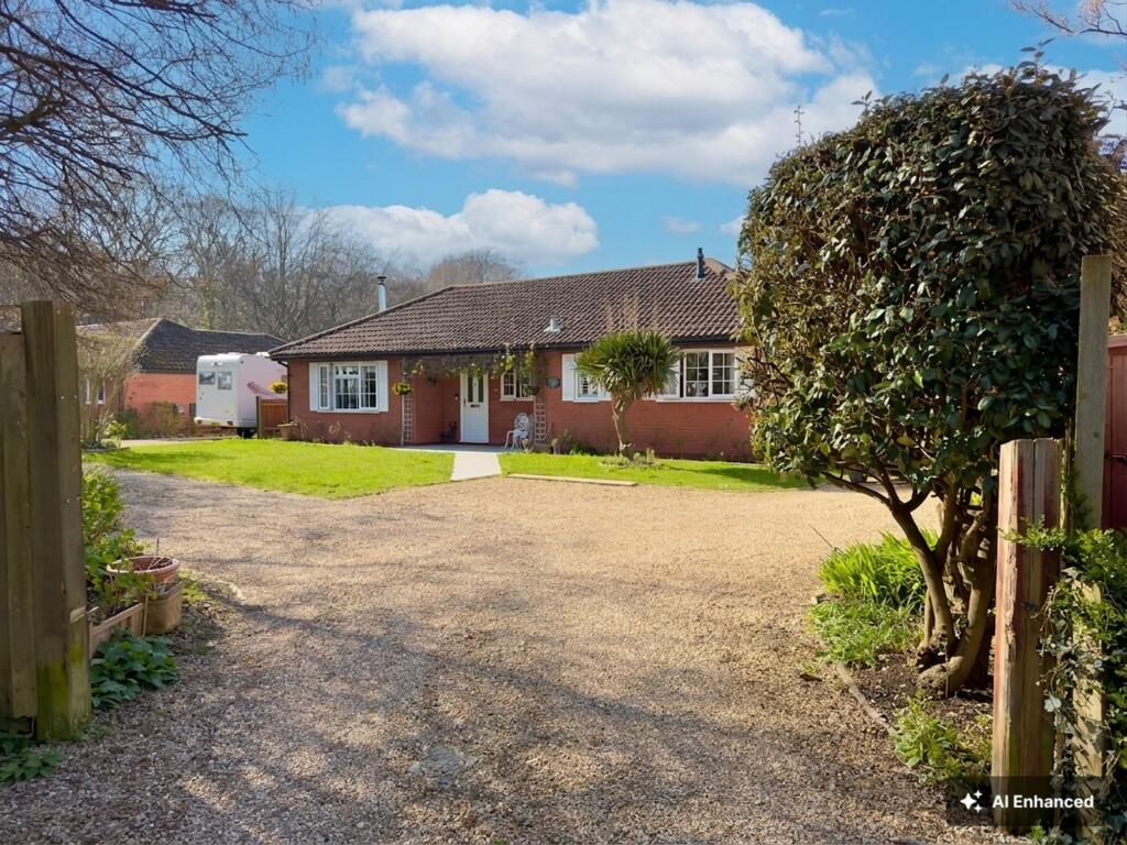 Main image of property: Elmfield Lane, Calshot, SO45