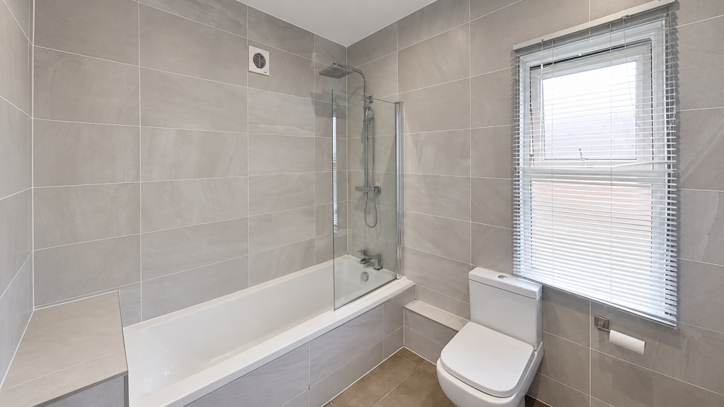 House in Leeds, Beckett Park, Burley - More