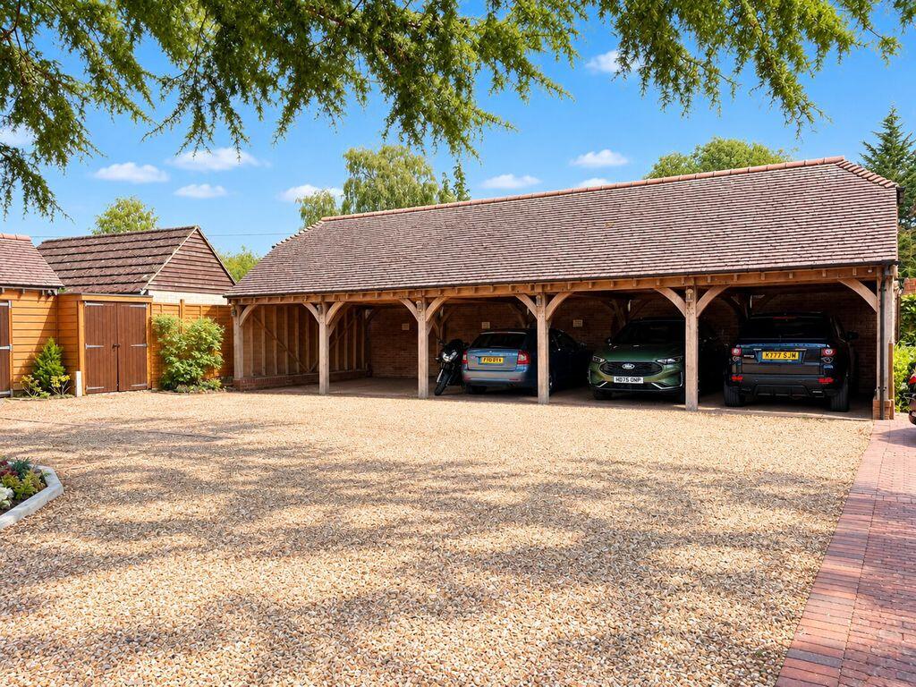 Old Forge Close, Ringwood, BH24 photo 2