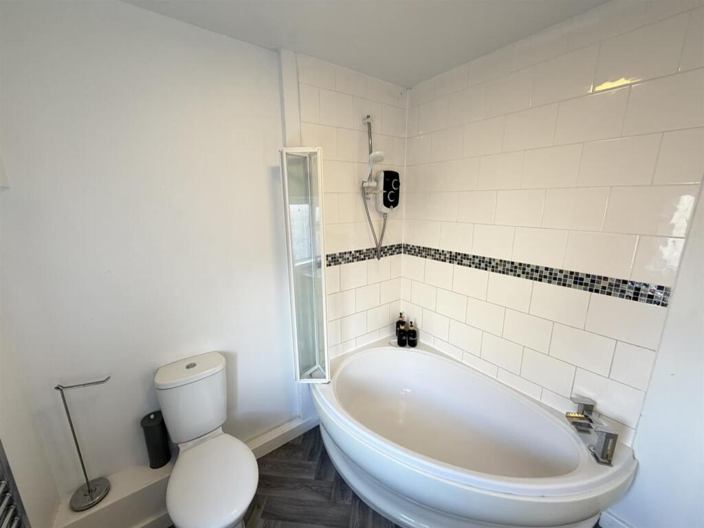 Additional image 7 of Woodville Grove, Cross Roads, Keighley